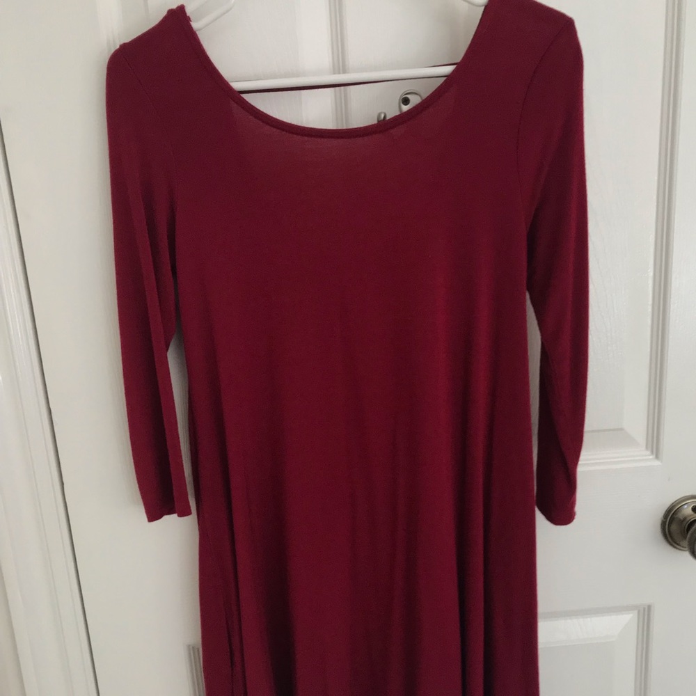 Red dress with quarter length sleeves